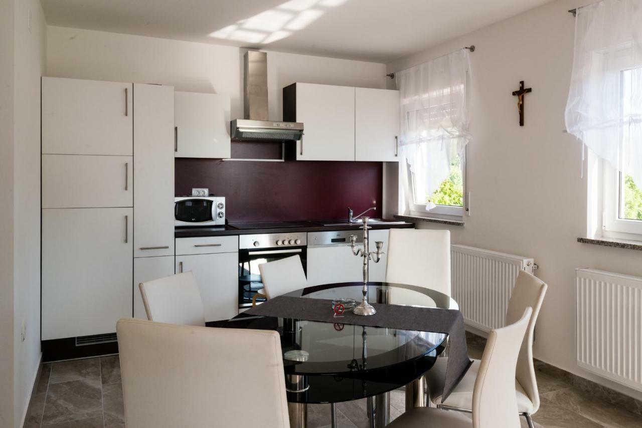 בוג'ה Ferienhaus Bucic מראה חיצוני תמונה