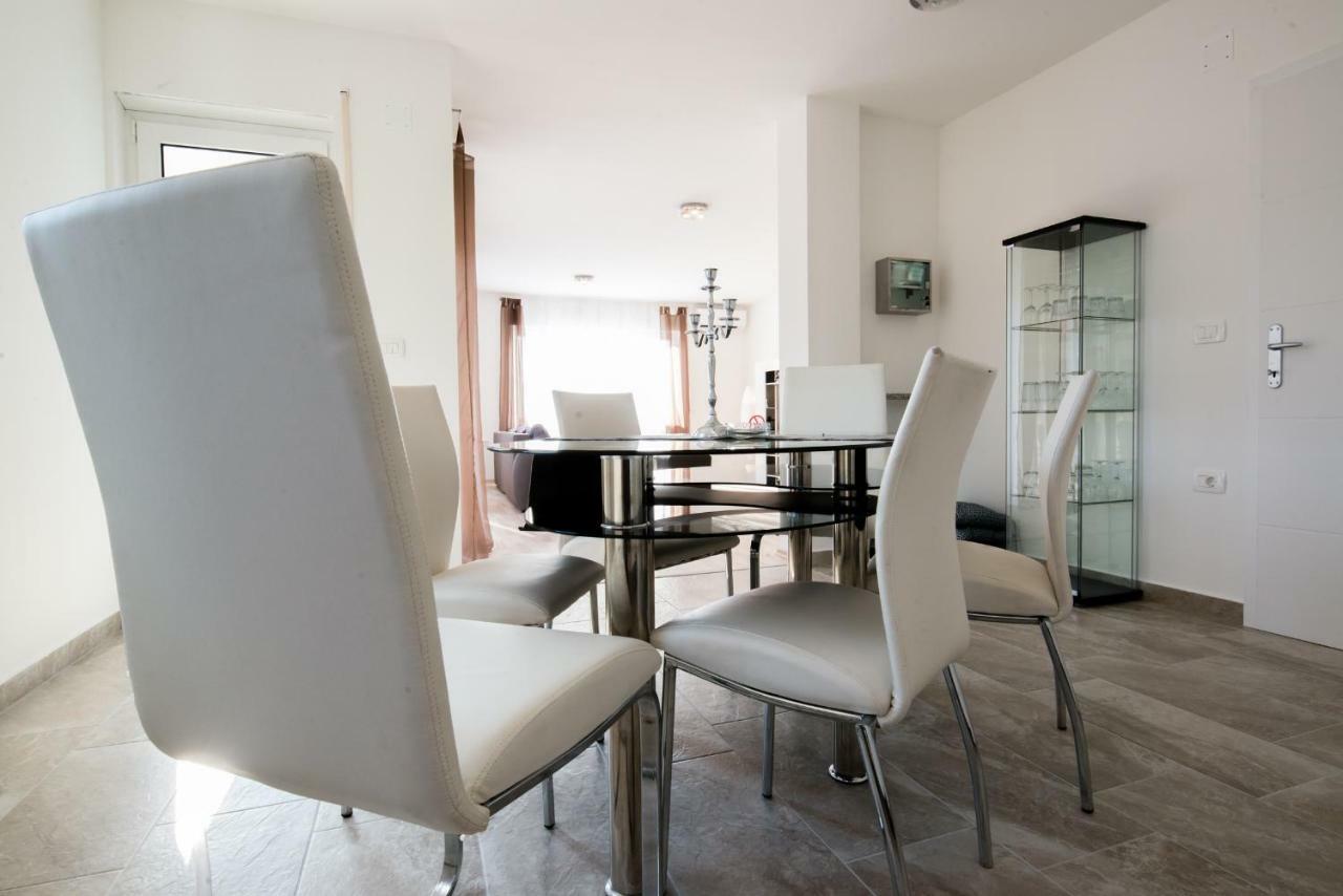 בוג'ה Ferienhaus Bucic מראה חיצוני תמונה